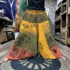 yoga pants, aladin style in orange