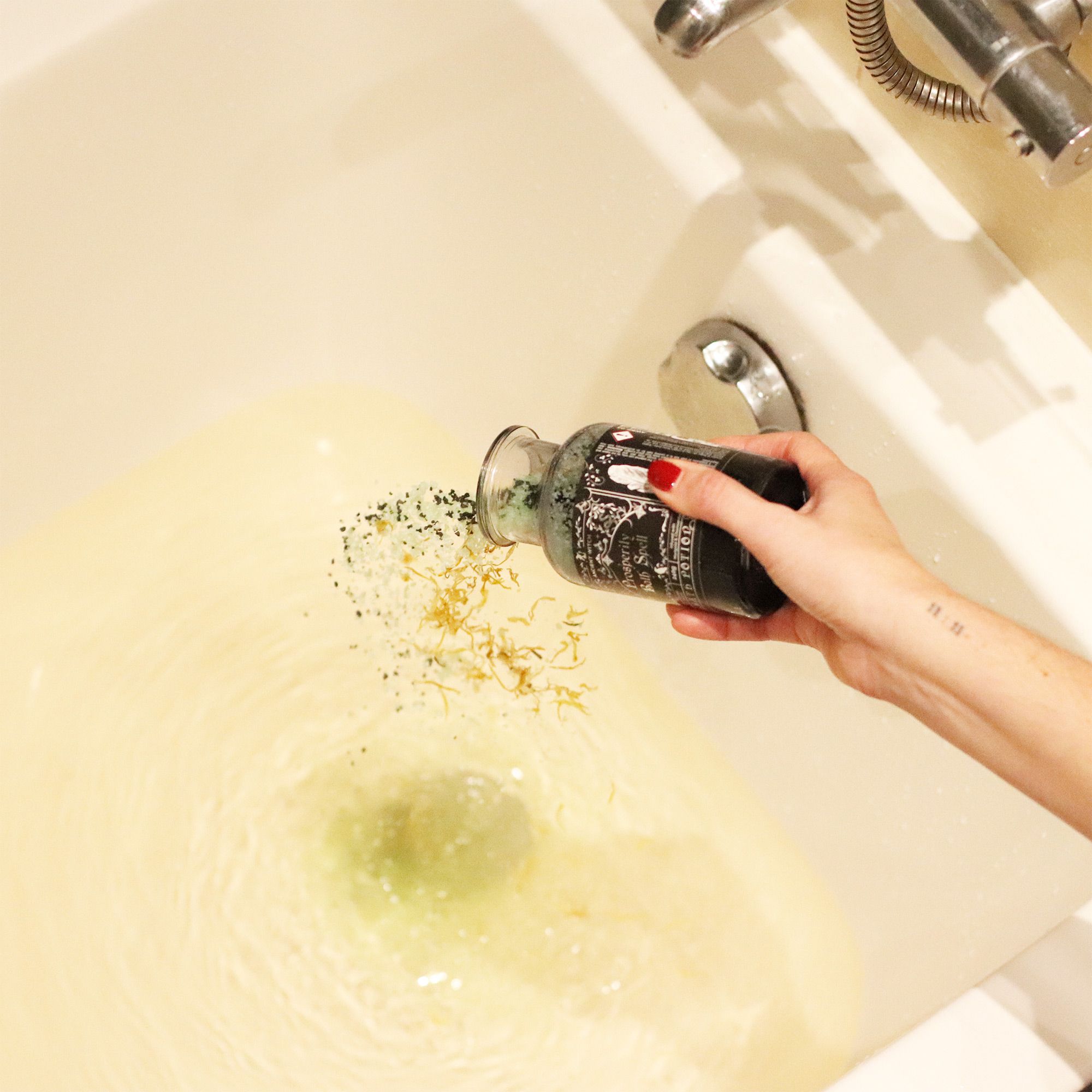 Ancient Witch Bath Spell Potion & Aventurine Crystal Amulet - Prosperity - Image 5