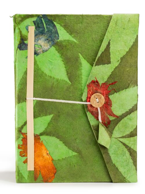 Lokta Bold Floral Notebook – Large (21x15cm) – 45 Leaves – Includes Bookmark – Moss Green