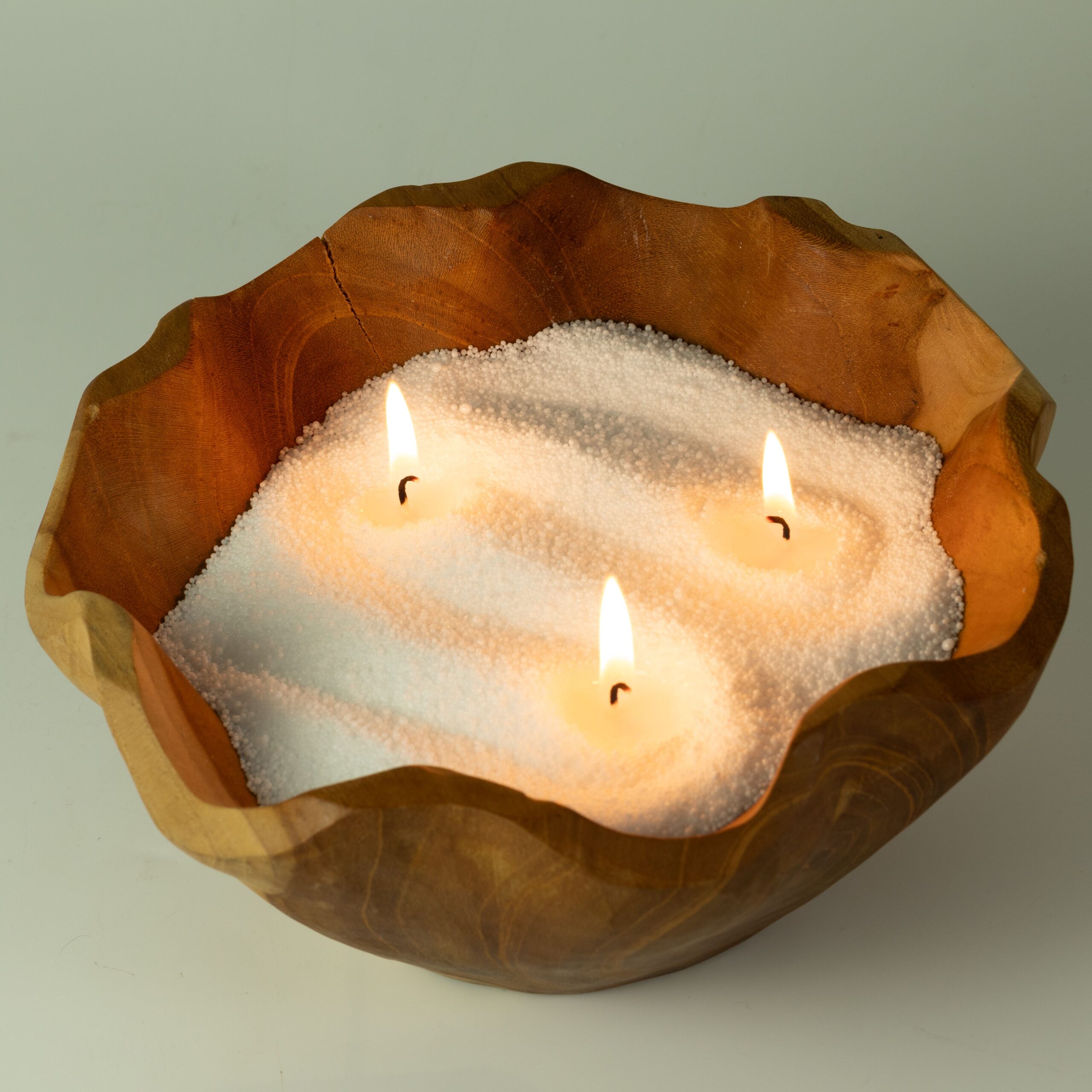 Fragranced Candle Sand - Cream - Regent Polo - 300g - Image 9