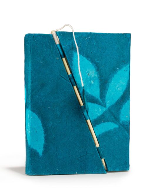 Lokta Bold Floral Bamboo Lock Notebook – Medium (15x12cm) – 45 Leaves – Midnight Blue